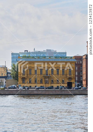A Historic Building Coexists with Modern Architecture by the Scenic Riverbank Environment A Historic Building Coexists with Modern Architecture by the Scenic Riverbank Environment 123413972