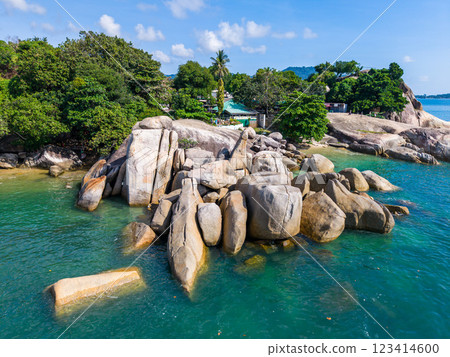 Grandfather and Grandmother Rocks, Hin Ta Hin Yai, in koh Samui island, Thailand Grandfather and Grandmother Rocks, Hin Ta Hin Yai, in koh Samui island, Thailand 123414600