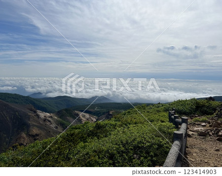 Sea of clouds 123414903