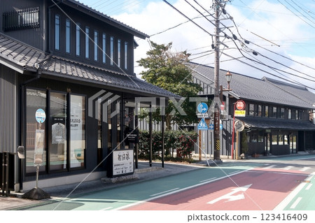 Townscape of Olive Street in Tajimi City 123416409