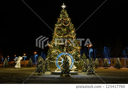 New Year's decoration. Christmas tree near the St. Nicholas Cathedral in Kronshtadt. Celebrating the New Year in Russia. 123417760