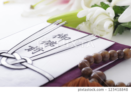 Image of Buddhist ceremonies such as funerals 123418848