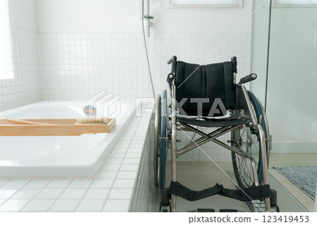 Wheelchair and step bathtub Wheelchair and step bathtub 123419453