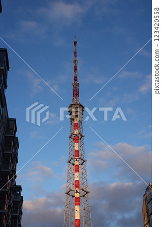 The iconic Tokyo Tower silhouetted beautifully against a stunningly clear blue sky 123420558