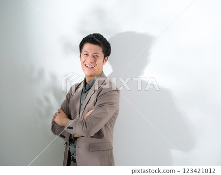 Business man 123421012