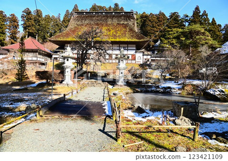 Okuno Shohoji Temple (New Year) 123421109