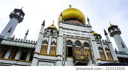 Main view of Masjid Sultan or Sultan Mosque at Muscat Street in the Kampong Glam. Main view of Masjid Sultan or Sultan Mosque at Muscat Street in the Kampong Glam. 123422026