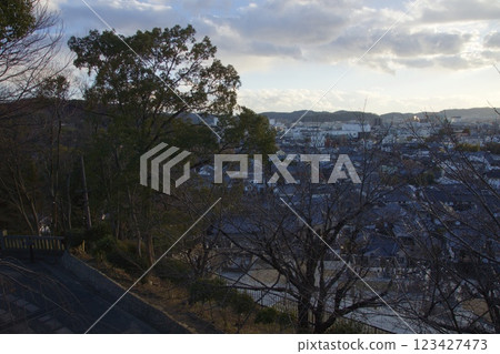 倉敷風景:阿智神社、鶴形山 倉敷風景:阿智神社、鶴形山 123427473