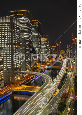 Beautiful night view of Nakanoshima, Osaka Beautiful night view of Nakanoshima, Osaka 123427950