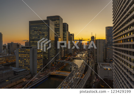Beautiful evening view of Nakanoshima, Osaka Beautiful evening view of Nakanoshima, Osaka 123429199