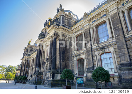 Dresden Academy of Fine Arts university of visual arts located on Bruhl's Terrace in Dresden, Saxony, Germany Dresden Academy of Fine Arts university of visual arts located on Bruhl's Terrace in Dresden, Saxony, Germany 123430419
