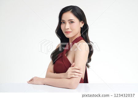 Beautiful young asian woman with clean fresh skin on white background, Face care, Facial treatment, Cosmetology, beauty and spa, Asian women portrait. 123432037