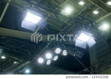 聚光燈照明 123432306