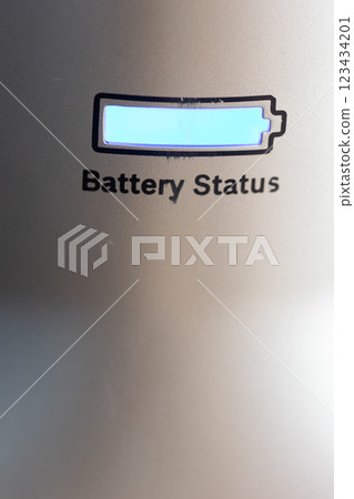 The Battery Status Indicator on the device shows essential information about battery level The Battery Status Indicator on the device shows essential information about battery level 123434201