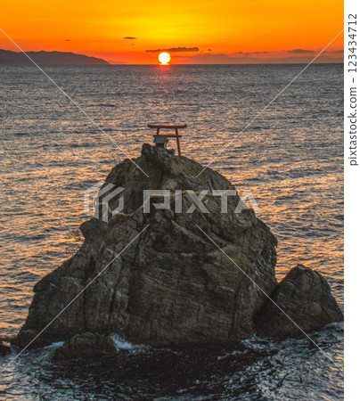 Daruma sunset and shrine Daruma sunset and shrine 123434712