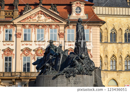 Jan Hus memorial in the Old Town Square Staromestske namesti, square in the Old Town of Prague, Czech Republic 123436051