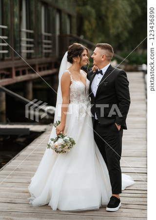 the first meeting of the bride and groom 123436890