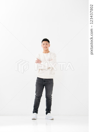 男性，青少年，肖像，全身 123437802