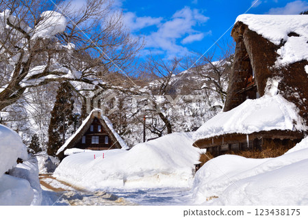 Winter Gokayama Suganuma Gassho Village 123438175
