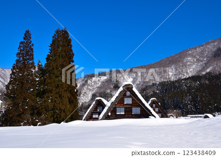 Winter Shirakawa-go 123438409