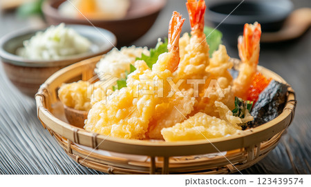 溫暖身心－充滿美味的豆腐和豬肉。 123439574