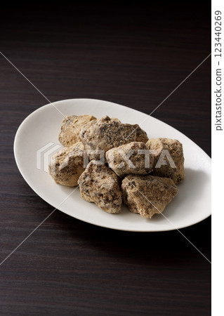 Okinawa brown sugar 123440269