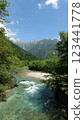 Kamikochi in summer, blue skies and clear rivers 123441778