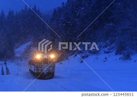 雪只見線 123445651