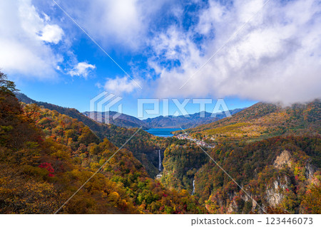 享受日光的秋天！明智平：可以眺望華嚴瀑布和中禪寺湖的勝地 123446073