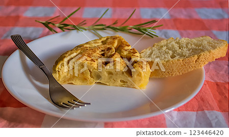 typical spanish tortilla of potatoes typical spanish tortilla of potatoes 123446420