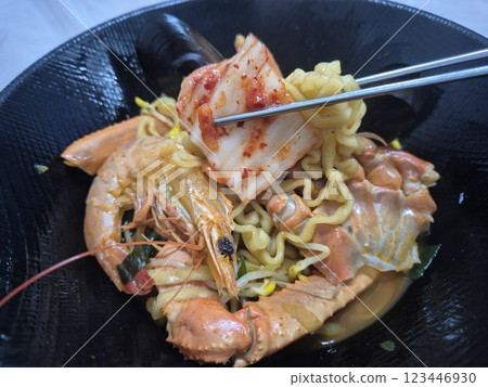 Instant Ramen with Korean red snow crab 123446930