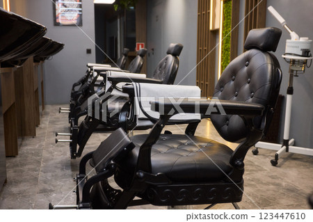 Discover Stylish and Comfortable Tattoo Studio Chairs Perfectly Designed for Professional Artists Discover Stylish and Comfortable Tattoo Studio Chairs Perfectly Designed for Professional Artists 123447610