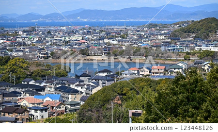 Lake Ikeda (Lake Ikeda Park: Omura City, Nagasaki Prefecture) Lake Ikeda (Lake Ikeda Park: Omura City, Nagasaki Prefecture) 123448126