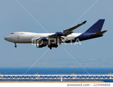 UPS B747 Cargo Kansai Airport approach 123449808