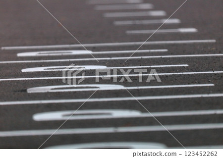 Flat parking lot image 123452262