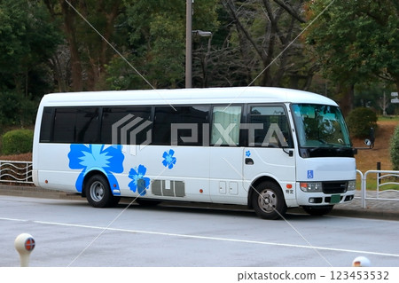 小型巴士(福利車)圖像 小型巴士(福利車)圖像 123453532