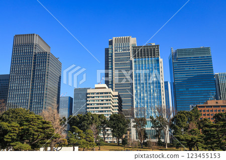 [Chiyoda-ku, Tokyo] Nature and urban landscapes of the Imperial Palace Outer Gardens 123455153