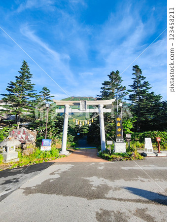 夏季攀登禦嶽山:田之原登山口(大瀧登山口) 夏季攀登禦嶽山:田之原登山口(大瀧登山口) 123458211