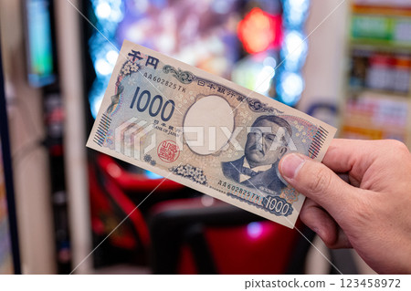 彈珠店、錢包、現金投資 123458972