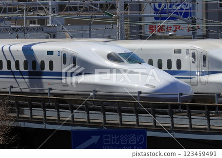 The Shinkansen is going. The front car of the Shinkansen 123459491