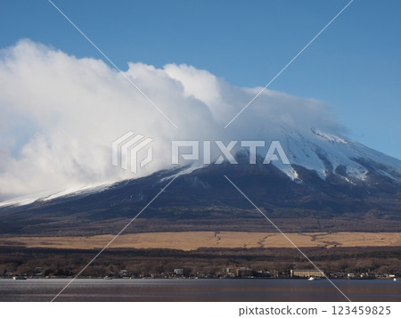Clear winter sky and Mt.Fuji seen from Lake Yamanaka Clear winter sky and Mt.Fuji seen from Lake Yamanaka 123459825