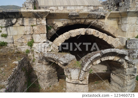 Türkiye, Pamukkale, Hierapolis ruins Türkiye, Pamukkale, Hierapolis ruins 123460725