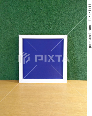 白框（綠底x木紋） 123461511