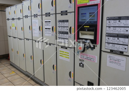 Station coin locker Station coin locker 123462005