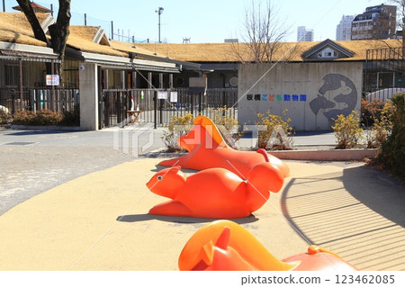 板橋區兒童動物園:動物造型遊樂設施 板橋區兒童動物園:動物造型遊樂設施 123462085