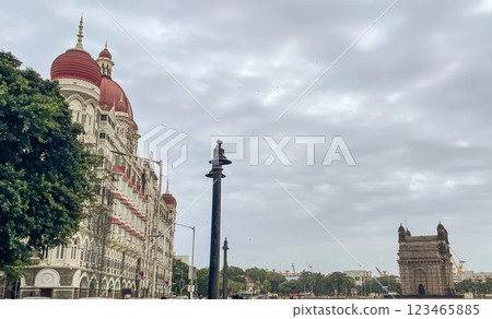 孟買的歷史地標，泰姬陵酒店和印度門 123465885