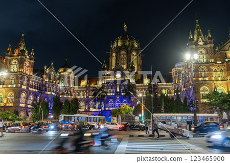 Beautiful night view of Chhatrapati Shivaji Terminus station in Mumbai 123465900