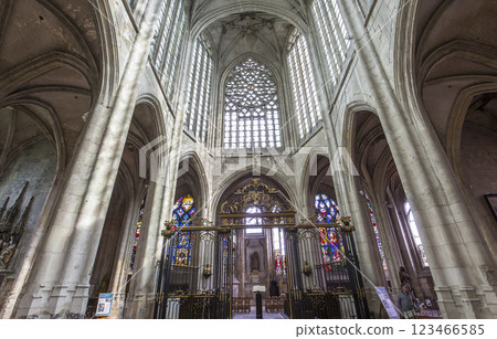 Saint Etienne cathedral, in Beauvais, France Saint Etienne cathedral, in Beauvais, France 123466585