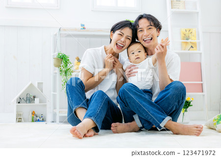 Family baby 123471972