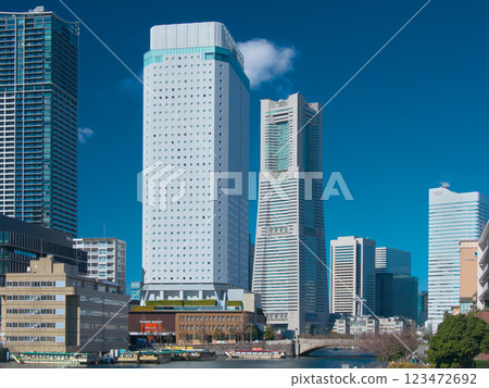 從橫濱新港大橋俯瞰港未來(2025 年 2 月) 從橫濱新港大橋俯瞰港未來(2025 年 2 月) 123472692
